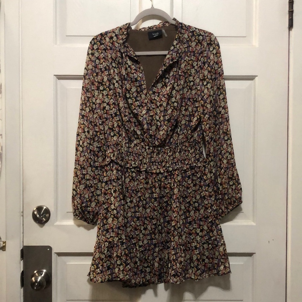 Vici Women's Floral Smocked Mini Dress Medium